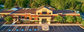 Peoples State Bank building on Stewart Avenue