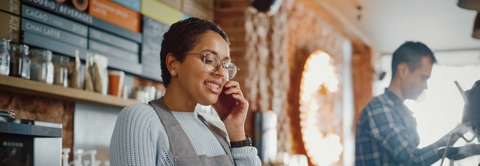 Lady working in a restaurant